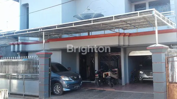 RUMAH CANTIK TENGAH KOTA