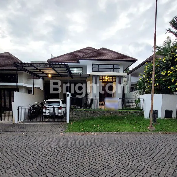 image RUMAH SIAP HUNI MINIMALIS MODERN DI RIVERSIDE KOTA MALANG (1)