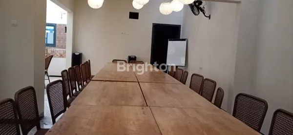 image RUMAH MAKAN CANTIK DAN TERAWAT (4)