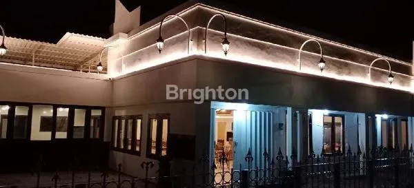 image RUMAH MAKAN CANTIK DAN TERAWAT (1)