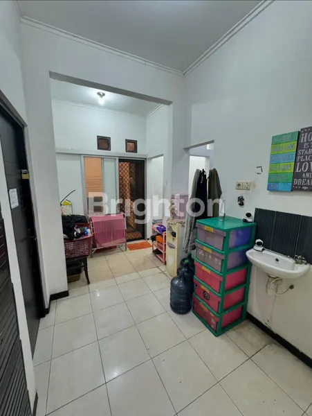 image RUMAH TERAWAT ROW JALAN LEBAR SUKOLILO DIAN REGENCY !! (2)