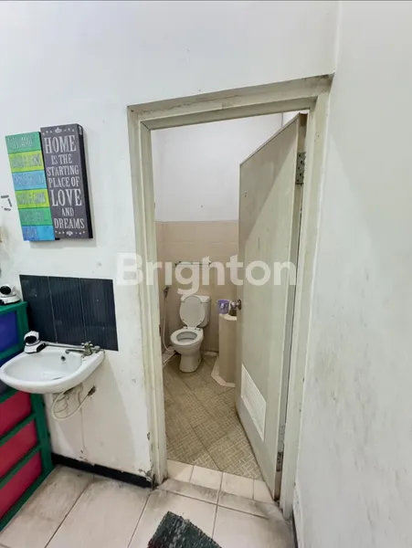 image RUMAH TERAWAT ROW JALAN LEBAR SUKOLILO DIAN REGENCY !! (4)