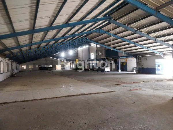 image GUDANG LUAS SIAP PAKAI DAERAH TAMBAK AJI SEMARANG (2)