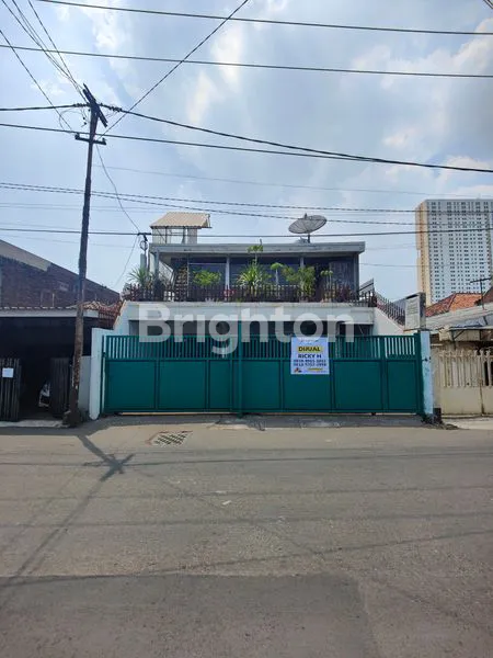 image RUMAH PUSAT KOTA DAERAH TIDAR RAMAI PADAT PENDUDUK ASEM RAYA MULIA SURABAYA, ROW JALAN LEBAR, COCOK UNTUK TEMPAT USAHA ATAUPUN TEMPAT TINGGAL (2)