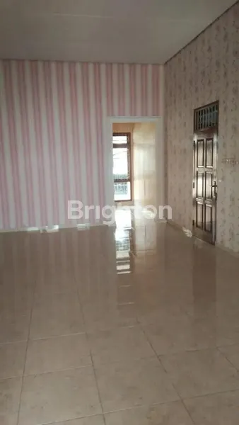 image RUMAH SECOND MANYAR LOKASI STRATEGIS PUSAT KOTA DEKAT GALAXY MALL  (8)