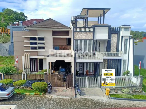 Gambar Property RUMAH MEWAH KEREN 3 LANTAI DIDAUN VILLAGE
