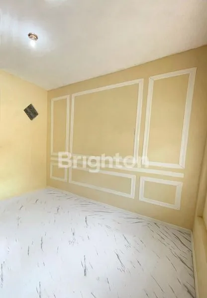 image RUMAH HOOK LUAS LEGA DI KOMPLEK PERUMAHAN ELIT (5)