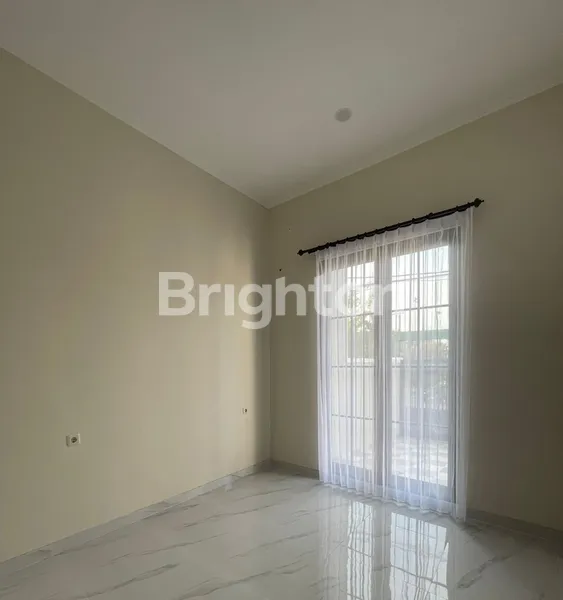 image RUMAH MODEL SCANDINAVIAN MEWAH DI SUTOREJO SURABAYA  (6)