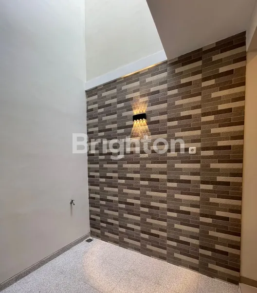 image RUMAH MODEL SCANDINAVIAN MEWAH DI SUTOREJO SURABAYA  (7)