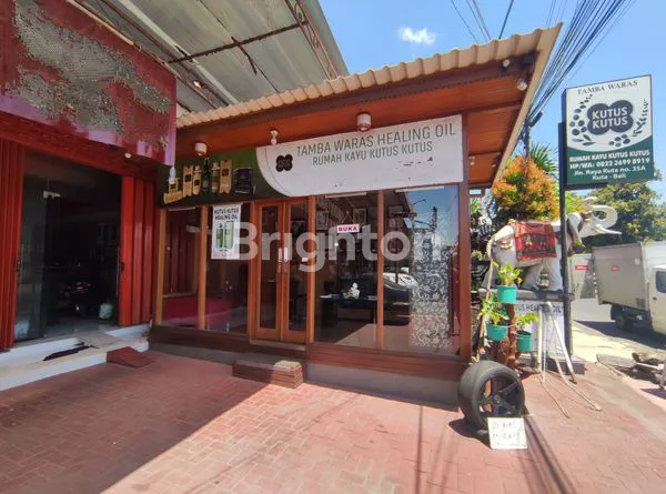 image RUKO LUAS TIGA SETENGAH LANTAI DI RAYA KUTA (2)