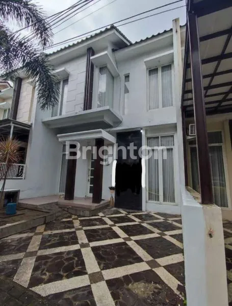 image RUMAH 2 LANTAI PERUM KH YUSUF TASIKMADU KOTA MALANG (1)