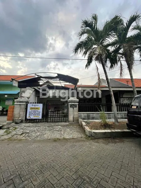 image MURAH AJA RUMAH SURABAYA SELATAN DEKAT KAMPUS UBAYA DEKAT CHICCO SUPERMARKET PALAPA SUPERINDO TENGGILIS (1)