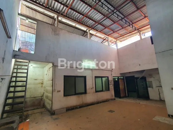image MURAH AJA RUMAH SURABAYA SELATAN DEKAT KAMPUS UBAYA DEKAT CHICCO SUPERMARKET PALAPA SUPERINDO TENGGILIS (6)