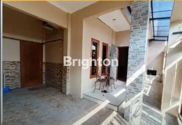 image RUMAH CANTIK FULL FURNISHED SIAP HUNI DI COLOMADU (3)