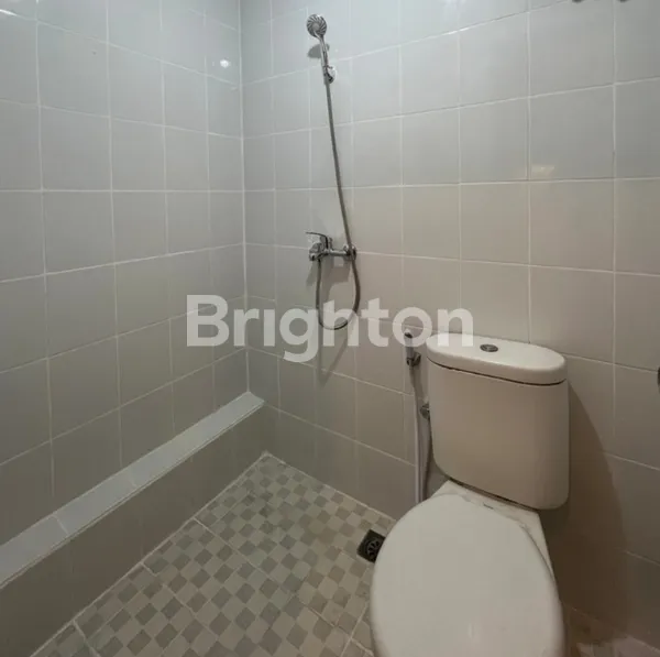 image MURAH SIAP HUNI APARTEMEN GUNAWANGSA MANYAR TYPE STUDIO FURNISH, CITY VIEW (7)