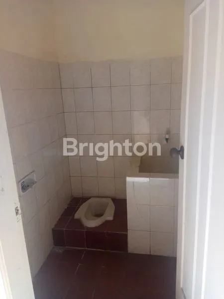 image RUMAH PONDOK MUTIARA REGENCY CANOPY GARASI STRUKTUR BAJA, ADA KOLAM IKAN DAN TAMAN BELAKANG (4)