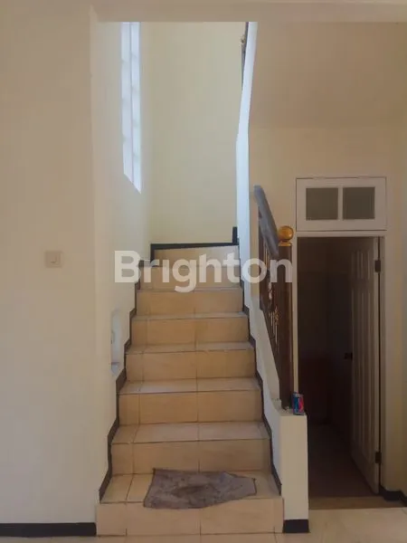 image RUMAH PONDOK MUTIARA REGENCY CANOPY GARASI STRUKTUR BAJA, ADA KOLAM IKAN DAN TAMAN BELAKANG (7)