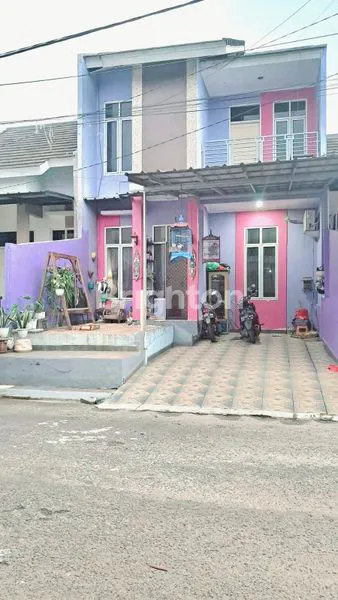 image RUMAH 2 LANTAI SIAP HUNI DI SERUA PAMULANG DEKAT TERMINAL PONDOK CABE  (1)