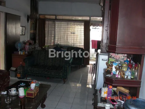 image RUMAH SIAP HUNI & TERAWAT DI SUKALUYU BANDUNG – LOKASI NYAMAN, BANGUNAN LUAS (4)