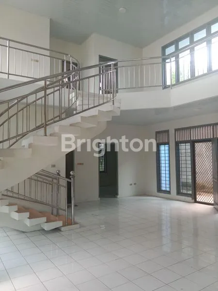 image RUMAH BESAR 2 LANTAI DEPAN BIG MALL (1)