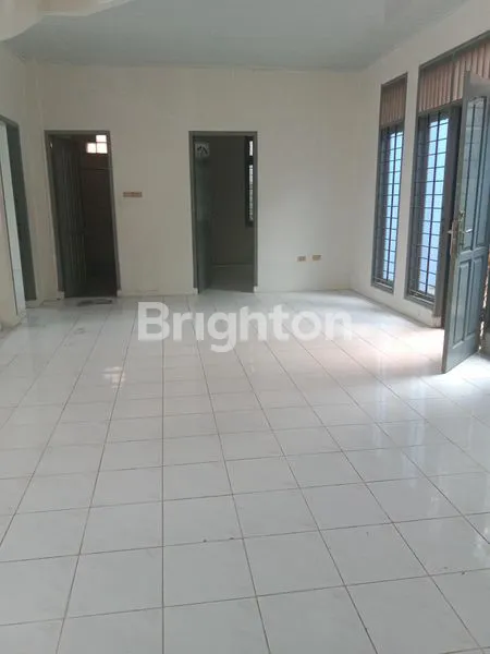 image RUMAH BESAR 2 LANTAI DEPAN BIG MALL (3)