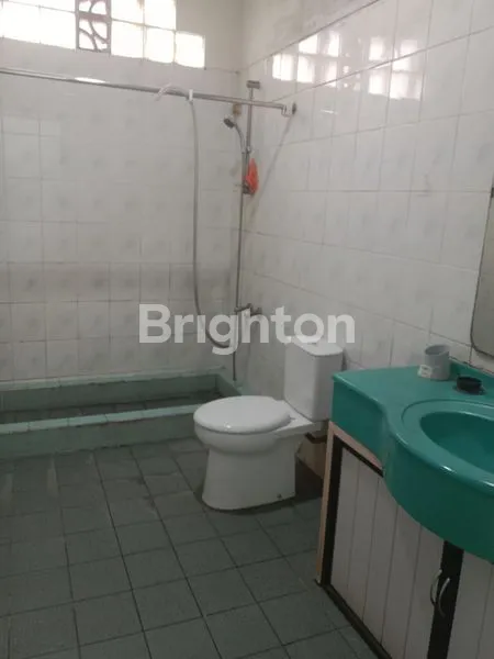 image RUMAH BESAR 2 LANTAI DEPAN BIG MALL (7)