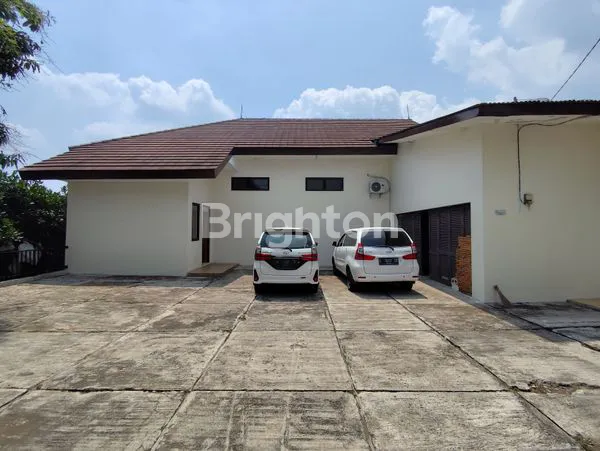 VILLA ESTETIK, MINIMALIS, VIEW SAWAH GUNUNG,  RAYA PACET MOJOKERTO, DEKAT TRAWAS