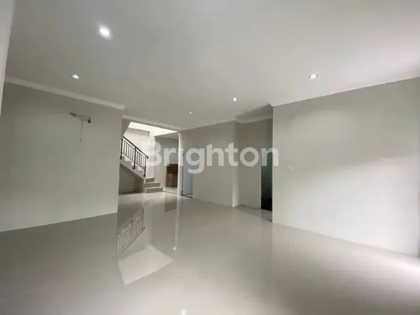 image RUMAH BARU DI VILLA MELATI MAS LOKASI CLUSTER PALING DEPAN (3)