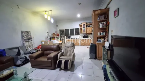 image RUMAH 4 LANTAI LOKASI BEBAS BANJIR (2)