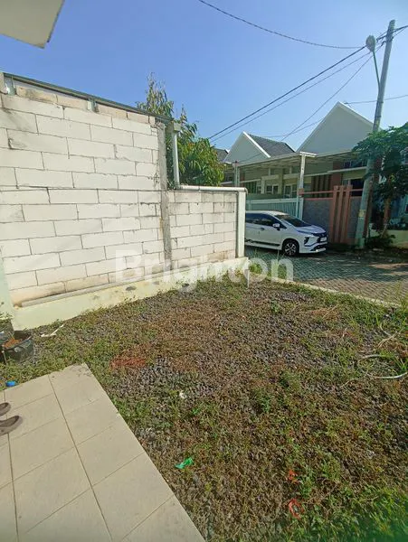 image RUMAH SIAP HUNI KARANGPLOSO VIEW GUNUNG DEKAT EXIT TOL SINGOSARI (2)