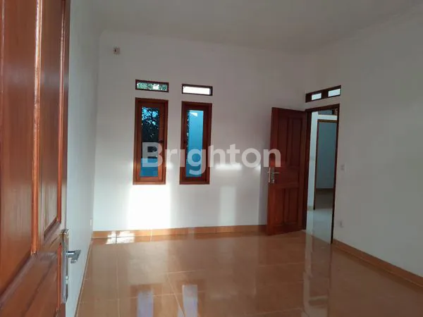 image RUMAH BARU CANTIK DAN NYAMAN DI MEGA CINERE (3)