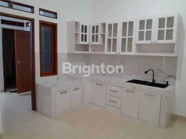 image RUMAH BARU CANTIK DAN NYAMAN DI MEGA CINERE (6)