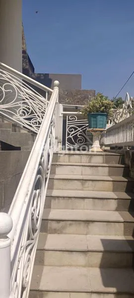 image RUMAH  MEWAH DELTASARI SIDOARJO FULL  FURNISHED (2)