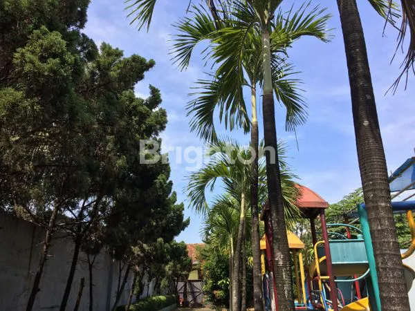 image RUKO BAGUS DI DALAM BENTUK LINGKUNGAN ASRI DI JALAN RAYA DAERAH PONDOK DUTA, CIMANGGIS DEPOK (4)