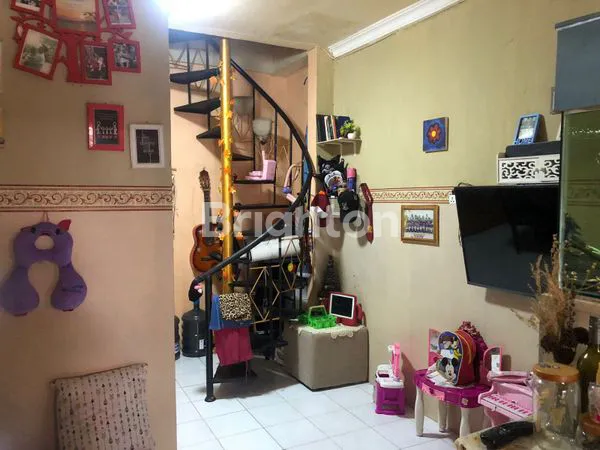 image RUMAH 1.5 LANTAI DEKAT PUSAT KOTA BATAM DI PURI LEGENDA (3)