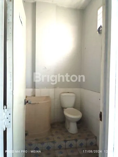 image RUKO 2 LANTAI PINGGIR JALAN RAYA JAKARTA BOGOR DEKAT ALUN-ALUN CIRIMEKAR, SUPERINDO PABUARAN, STASIUN CIBINONG, MIE GACOAN, BINA HUSADA CIBINONG. (6)