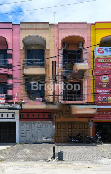 image RUKO GANDENG 2 PINTU TERSEKAT (1)