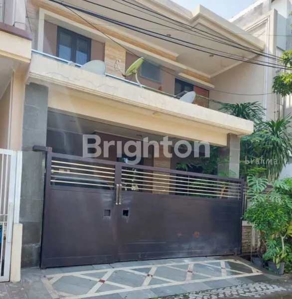 image RUMAH 2 LANTAI STRATEGIS WISMA KEDUNG ASEM 100M DARI RAYA MERR KEDUNG BARUK DEKAT UPN RUNGKUT NGINDEN SEMOLO GUNUNGANYAR TOL TAMBAKSUMUR PANJANG JIWO (1)