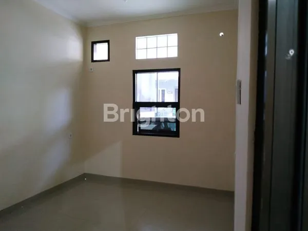 image RUMAH DI KELAPA GADING, STRATEGIS, (R 1175) (4)