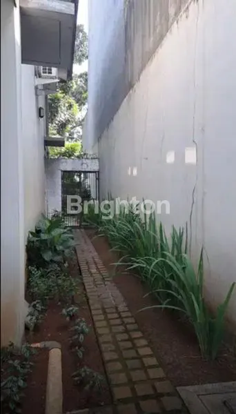 image RUMAH NYAMAN DAN ASRI DI MENTENG BINTARO (5)