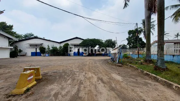 image GUDANG DAN PABRIK CIKOKOL LUAS STRATEGIS MASIH TERAWAT (1)