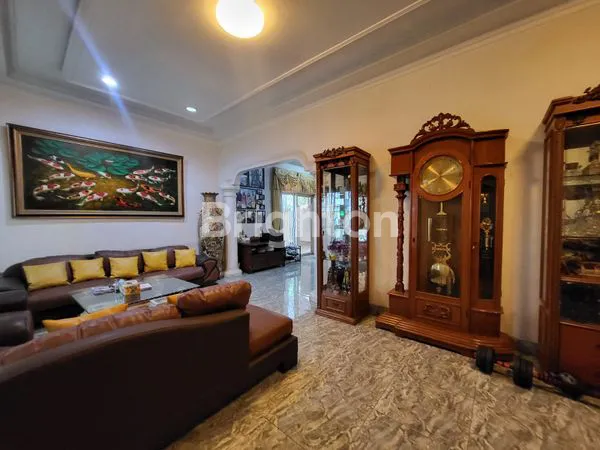 image RUMAH BESAR (2)
