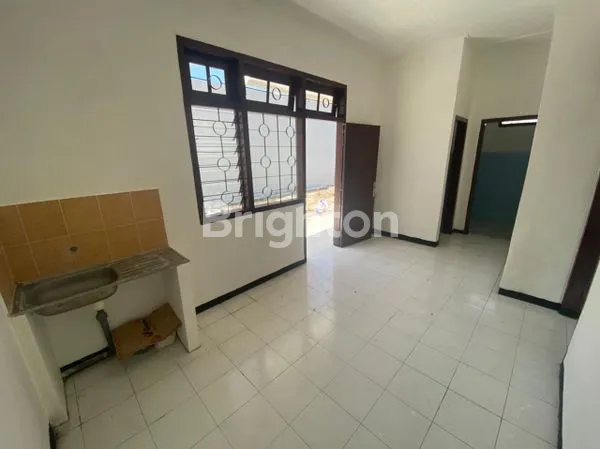 image COCOK UNTUK DIBANGUN KOS2AN,RUMAH HITUNG TANAH DI MEDOKAN ASRI (1)