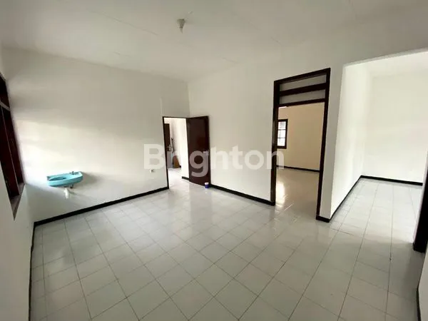 image COCOK UNTUK DIBANGUN KOS2AN,RUMAH HITUNG TANAH DI MEDOKAN ASRI (2)