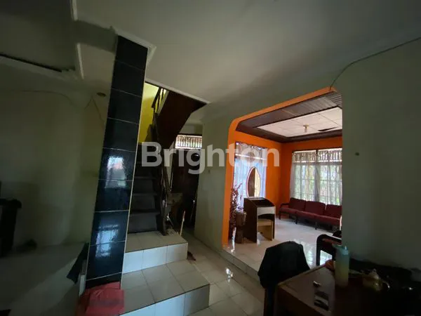 image RUMAH CANTIK 2 LANTAI BALIKPAPAN JALAN DUA (4)