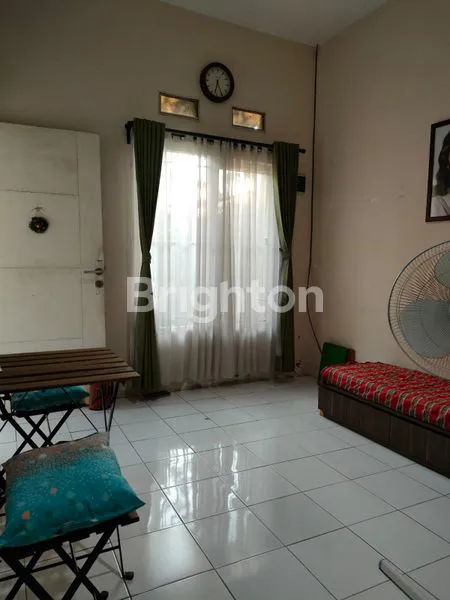 image SIAP HUNI. RUMAH DI CLUSTER ROYAL KARAWACI , TANGERANG (4)