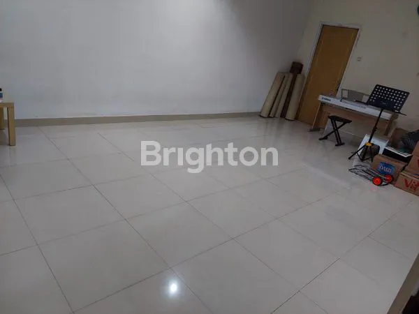 image RUMAH 2 LANTAI JAKARTA UTARA (7)