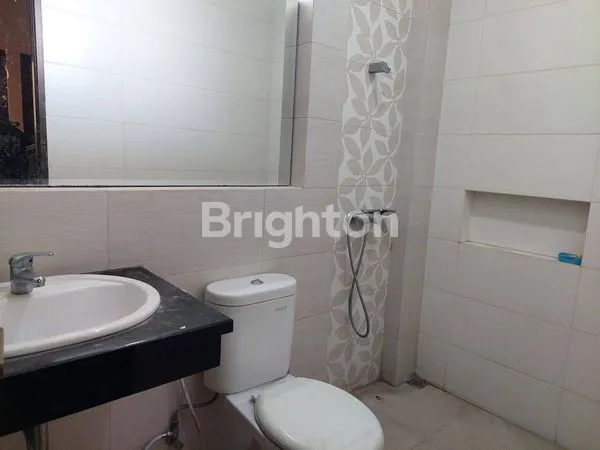 image RUMAH 2 LANTAI DI WISMA KEDUNG ASEM TAHAP 2, SURABAYA TIMUR  (4)