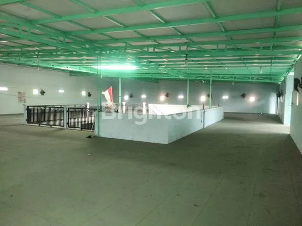 image GUDANG 2 LANTAI LUAS ± 1100 M² POROS JALAN TEJA - KOTA PAMEKASAN, MADURA (2)