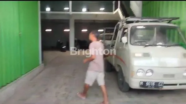 image GUDANG 2 LANTAI LUAS ± 1100 M² POROS JALAN TEJA - KOTA PAMEKASAN, MADURA (5)